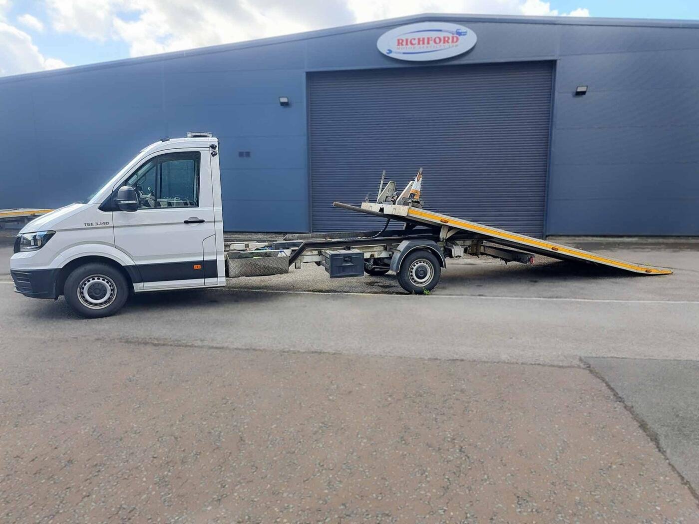 MAN TGE 3-140 Day Cab (3.5 Tonne) - OV21 PDX &mdash; photograph 4 of 8