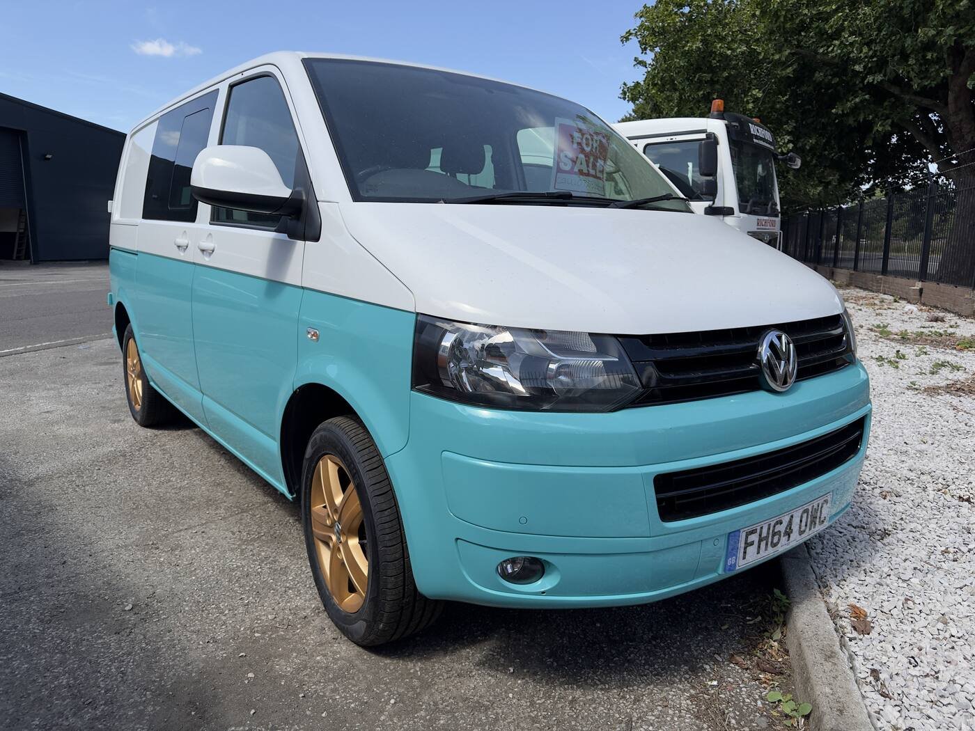 VW Transporter Vans, photograph 1 of 5