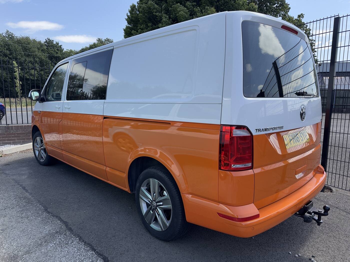 VW Transporter Vans, photograph 3 of 5